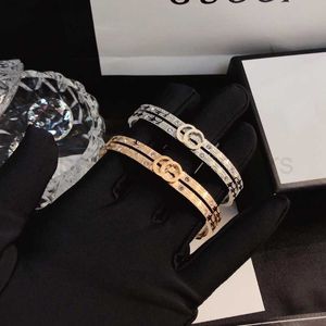 Designer -Armband Armreif Charmalme Armband Luxusarmbänder Frauen Brief Schmuck aus Edelstahl 18K Gold Armband Manschette Fashion Party Accessoires