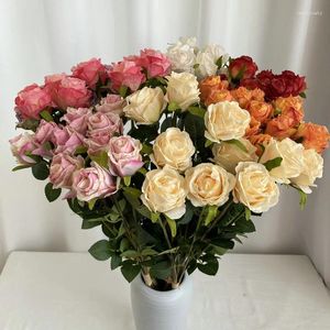 Dekorative Blumen Simulation Rosensträuße Seide gefälschte Schlafzimmer Raumdekoration Künstliche lila Blume Bulgare Rosen Bouquet Grüne Pflanze