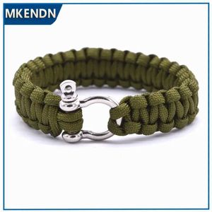 Bracelets de charme 2022 Clima quente sobrevivência de sobrevivência de pára -quedas pulseiras de cordão ao ar livre Paracord Bracelets Men Men