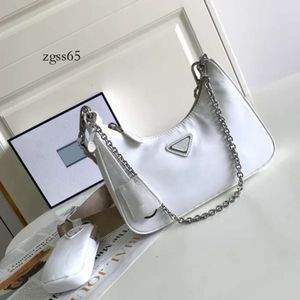 Prades Bag Sales A 3 pezzi Womens Luxurys Designers Bags Borse di alta qualità Cleo Hobo Pulses Nylon Chain Lady Borse Crossbody Totes Totes Fashion Walle 326