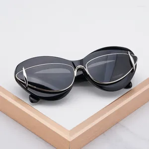 Sonnenbrille Katzenauge hohe trendige Frauen Brille Rahmen Acetat Designer Schildishell Schwarz weiß UV400 Mode Ei in Mode -Augenzeuge