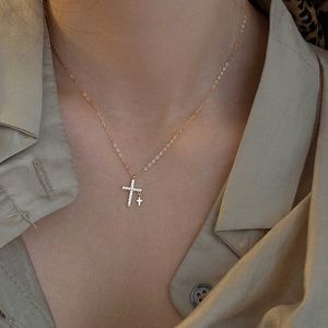 Creativity Light luxury Zircon Cross Pendant Necklace For Women Gold Silver Color Clavicle Chain Fa