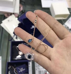 2019 rekommenderar den nya favoriten Devil039s Eye Necklace för att lägga till mystisk charm till outfitblandningen i en mängd Coatin3240767