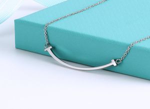 Korean New Fashion Full Diamond Necklace Women039s ins Personality Minority Titanium Steel Bone Chain Gold Light Luxury N6493663