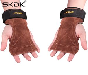 2019 SKDK Grips Cowhide Weight Lifting Handskar Gym Fitness Hand Grip Wrist Wraps Support CrossFit Deadlifts Training Justerbar PAD9875764