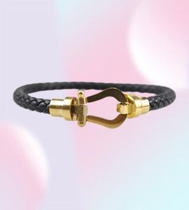 Högkvalitativ Europe Classic Style 18K Gold Black Hoov Buckle äkta läderarmband med Stainls Steel Accsori1912791