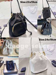 DrawString Bag Leather Nylon Canvas Bucket Bag Designers Väskor Luxury Crossbody Väskor Famous Handbag Fashion Diamond Bag For Women 23x19cm