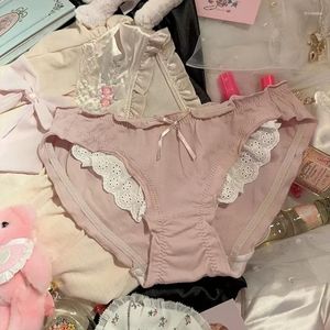 Women's Panties Retro Art Cotton Lace Simple Solid Color Ruffle Low Waist Breathable Sweet Princess Sexy Underwear Girls Briefs