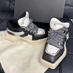 Scarpe casual a colori a blocchi quadrati con lata-up sneaker piattaforma piatta altezza aumentando donne sapatos femmininos