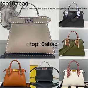 fendig bags f bag Medium handbags bags Small Crossbody tote top quality Luxurys Designers Beige gray leather wallet purse 2024 fendidesigner