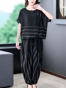 سروال من قطعتين للسيدات 2024 Stripe Black Silk Sets Sloughs Summer Batwing Sleeve Disual Victs Women Engant Vintage Party Suits