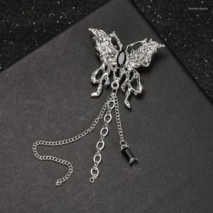 Brooches Vintage Metal Butterfly Chain Tassel Men Women Suit Lapel Pin Sweater Design Sense Accessories For Backpacks Jewelry