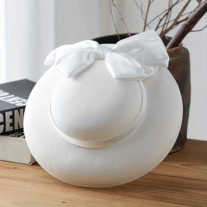 Boinas elegantes chapéus fascinadores de estilo francês para mulheres top de cúpula vintage com casamentos perfeitos para casamentos perfeitos eventos de aniversário