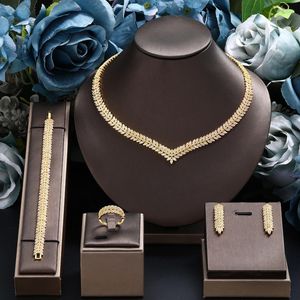Nigéria 4pcs Jóias de jóias de zircônia de noiva para mulheres Party Luxury Dubai Nigeria Plating Plating Czz Crystal Wedding Jewelry Sets 240510