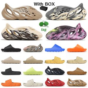 Pantofole donne originali da donna sandali in schiuma corridore scivolo spiaggia scarpe casual eva yees cuciture uomini fa scivolare estate unisex zoccoli a casa con scatola spedizione gratuita