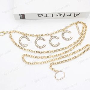 Złote łańcuchy Paski dla kobiet projektantki Paliw Srebrny pasek w pasie luksusowy litera