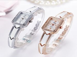 Women Fashion Dress Watches Bracciale Design Design White Retro Style Orook Good Gift Owatch Female Rhinestone Casual Casual Clo7551514