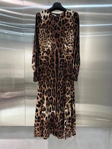Casual Dresses Fashion Position Leopard Trumpet Midi Dress for Women High Quality Zipper Back O-Neck långärmad Slim midja Kvinna 2024