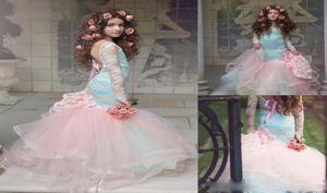 Eleganta långa ärmar rygglösa blå och rosa flickor tävlingsklänningar 2017 spetsblomma flicka klänning för barn quinceanera festklänningar4449499