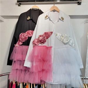 Casual Dresses European Style Overdimensionerad skjorta Kvinnor 2024 Heavy Industry Mesh Stitching Långärmad lös tredimensionell blomma