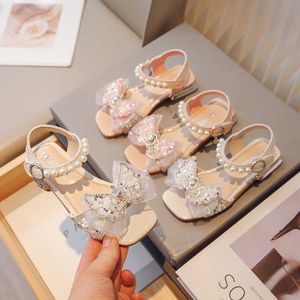 Сандалии 2024 Новая летняя обувь принцессы девочки Bound Baby Fashion Sequin Flat Childrens H240510