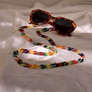 Óculos de sol Lua menina colorida de óculos de sol acrílico colorido Chain Womens Anti -Slip Reading Glasses com clipe no suporte da máscara pescoço Str Lace J240508