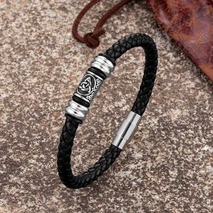 Bracelets de charme Mkendn Viking Men Men Genuine Leather Bracelet Viking Compass Wrist Nórdica Runas Amuleto Nórdico Mitologia Jóias Presentes Y240510