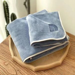 Designer Towel Men Women Nanofibers Washcloth 2 Piece Set Flannel Letter Facecloth Fashion Washrag Brand Loop Towel Home Textiles Bath Towel