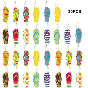 Estatuetas decorativas 30pcs para papel de árvore chinelos de chinelos de verão pendurado ornamento decoração de casa tropical havaí com chinelos de flop de corda praia