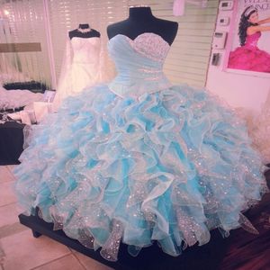 新しい到着セクシーなボールガウンQuinceanera Dresses 2015スパンコールとスパンコールのスウィート16ドレス15年仮面舞踏会プロムガウンQS6 301b