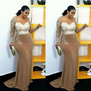 African Plus Size Mermaid Mutter der Braut Kleid Langarmes Perlen Champagner Mutter Party Kleider Mutter formelles Verschleiß 223f