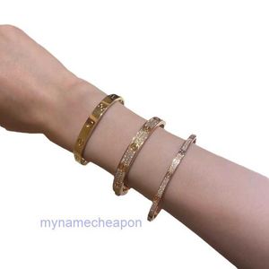 Designer Caritraes Bracelet Moda Luxo 925 Sterling Silver Plated 18K Gold Classic Screw Pattern One Word Four Four Diamond Six Full Completo