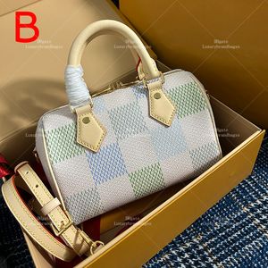 Crossbody Bag Designer Women Boston Bag 20cm Mini Duffel Bag 10A حقيبة وسادة عالية الجودة مع صندوق L009B