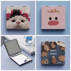 Compact Mirrors Cat Pattern Makeup Mirror Cosmetic Tool Standing Enlarged Pocket Cute Double sided Folding Women Q240509