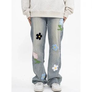 Retro Petal Embroidered Pattern Jeans Men Creative Springautumn Loose Fitting Straight Leg Wide Washed Highquality Pants 240510