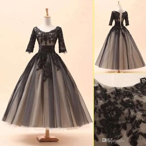 Hot Sale Short A-Line Dresses Plus Size Scoop Half Sleeve Lace Up Tea Length Bridal Dress Wedding Gowns Vestido De Noiva 0510