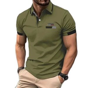 رجال Polos جديد عالي الجودة الصيف رجالي الموضة قميص البولو غير الرسمي Flip Twlar Business T-Shirt Sports Topable Tomny Q240509