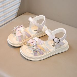 Sandals Girls Sandals Summer Sweet Princess Kids Fashion Princess Solid Children Soft PU Rhinestones Flower Shine Party Shoes 230421