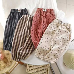 Shorts Baby Girls Boys Pants Childrens Thick Pants Stripe Printed Trousers 2024 Spring and Autumn 1-6 Year Old Childrens Warm Clothing KoreanL2405