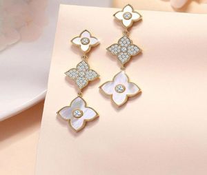 Stud Nothing2 Moda Fourleaf Clover Zirkon Küpeler Uzun Tassel Mizaç Bayanlar Jewelrystud6905107