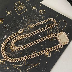 High Quality Designer Necklace C-Letter Pendant Chain Copper Necklace 18K Gold Crystal Choker for Men Womens Wedding Jewerlry Accessories Gifts