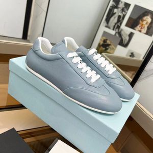 Berömda varumärkesfält män kvinnor sneakers skor spannmål läder nakna svarta tränare man komfort utmärkt löpare sport EUR35-45 5.9 06