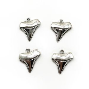 100pcs shark teeth antique silver charms pendants Jewelry DIY For Necklace Bracelet Earrings Retro Style 17 16mm 2911