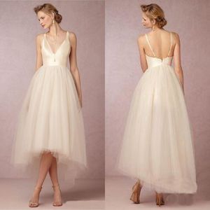 Simple Beach Wedding Dresses Plunging Neckline Sleeveless Wedding Gowns With Tiered Tulle Ruffle Tea-Length Custom Made Bridal Gown Che 302W