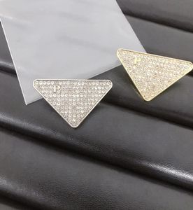 Lettere di strass scintillanti Spilla con francobollo Silver Women Men Triangle Broon Stupt Pin6375386