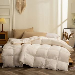 Luxury duvet Summer Quilt All Season Washable Microfiber Comporter Down Filt för Single Bedno Pillow 240506