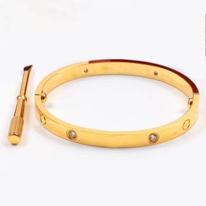 2022 Высококачественное титановые стальные браслеты серебряного розового золота браслеты для женщин мужской браслет с коробкой 261d