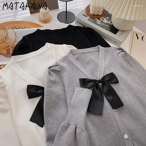 Kvinnors stickor Matakawa Autumn Winter Women Cardigans Bows Korean Fashion Lantern Sleeve Sweaters V Nevk Sweet Elegant Retro Sueter de Mujer