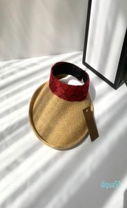 2022 Sun Straw Hat Fashion Visors 디자이너 캡 여성 여름 잔디 직조 모자 럭셔리 편지 모자 휴일 Casquette Beach5843622
