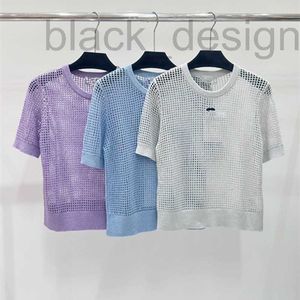 Kvinnors t-shirtdesigner 24 Sommar Ny liten doftstil fast färg ihålig modeålder reducerar stickade korta ärmar 2h46